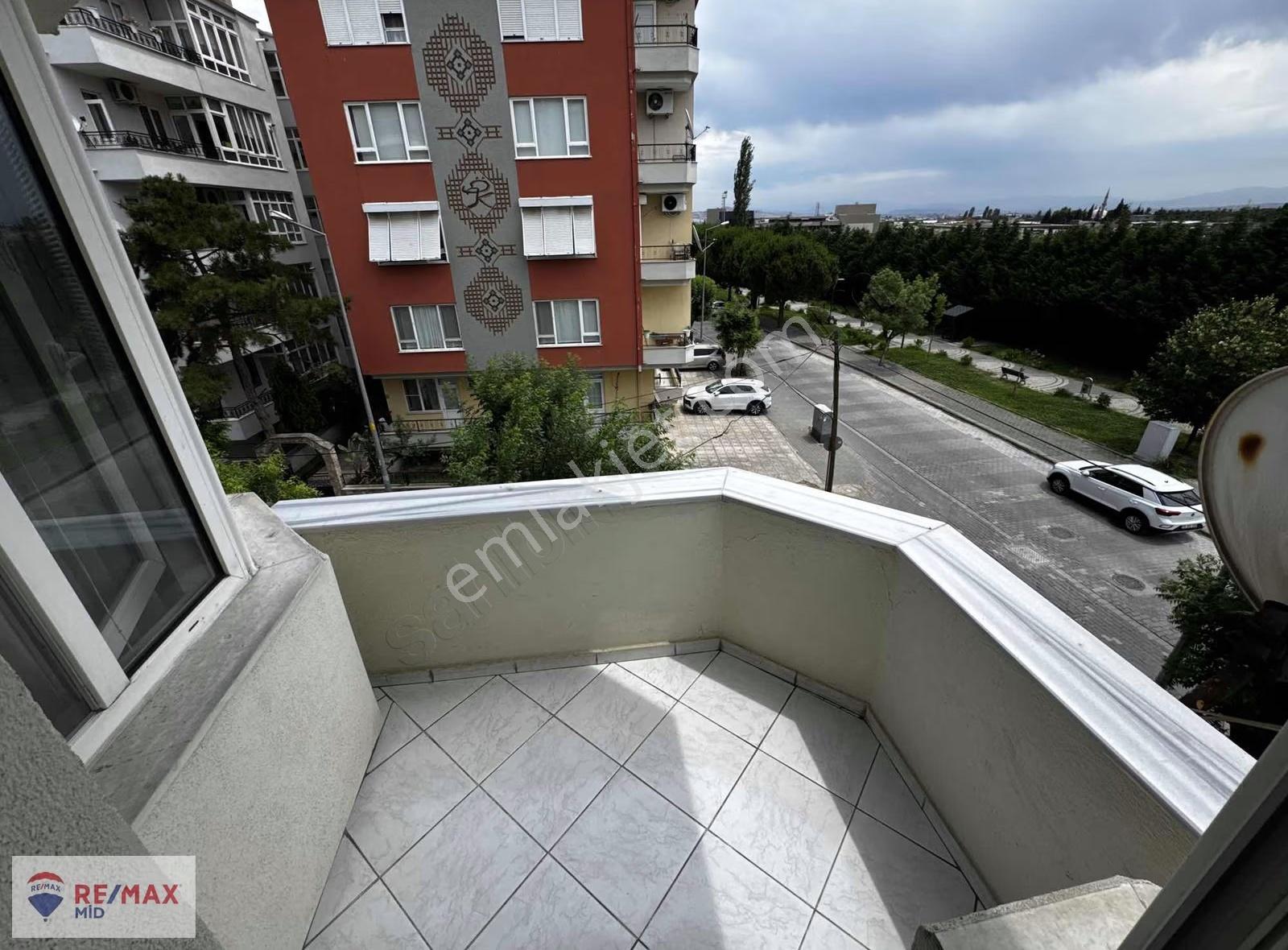 Karesı Atatürk Mah. Avlu Manzaralı 4+1 Genış Daıre - Görsel 12