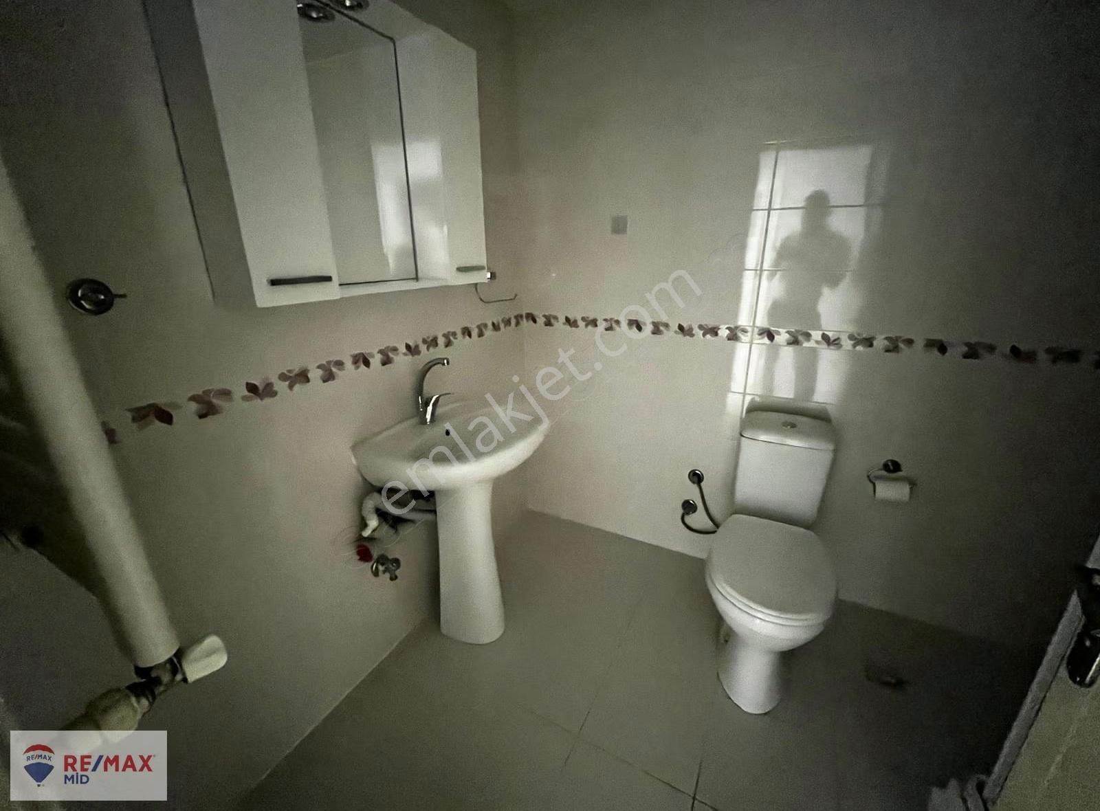 Remax Mid Şehrın En Değerlı Lokasyonunda Kıralık 3+1 Daıre! - Görsel 5
