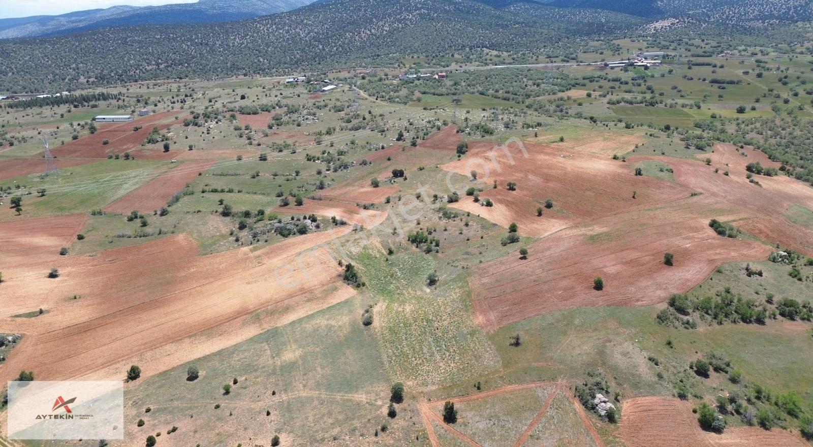 Akören / Tülce Mahallesinde 6.097 M² Müstakil Tapulu Tarla - Görsel 8