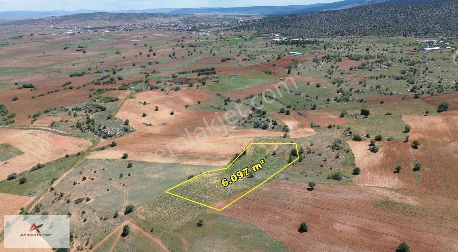 Akören / Tülce Mahallesinde 6.097 M² Müstakil Tapulu Tarla - Görsel 6