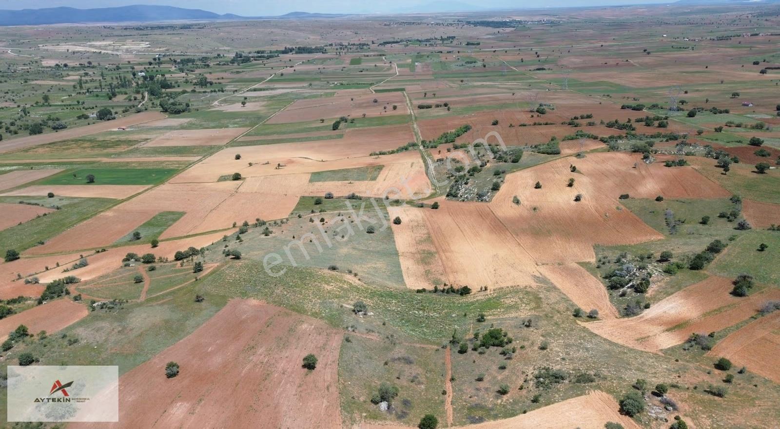 Akören / Tülce Mahallesinde 6.097 M² Müstakil Tapulu Tarla - Görsel 9