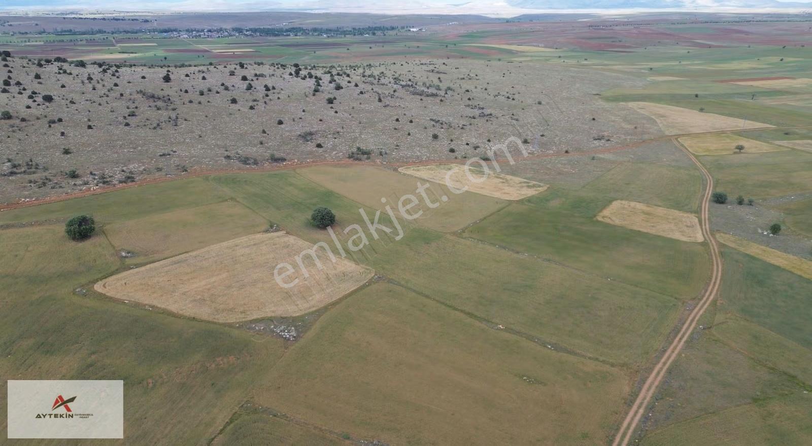 Akören / Hacılar Mahallesinde 1.912 M² Müstakil Tapulu Tarla - Görsel 4