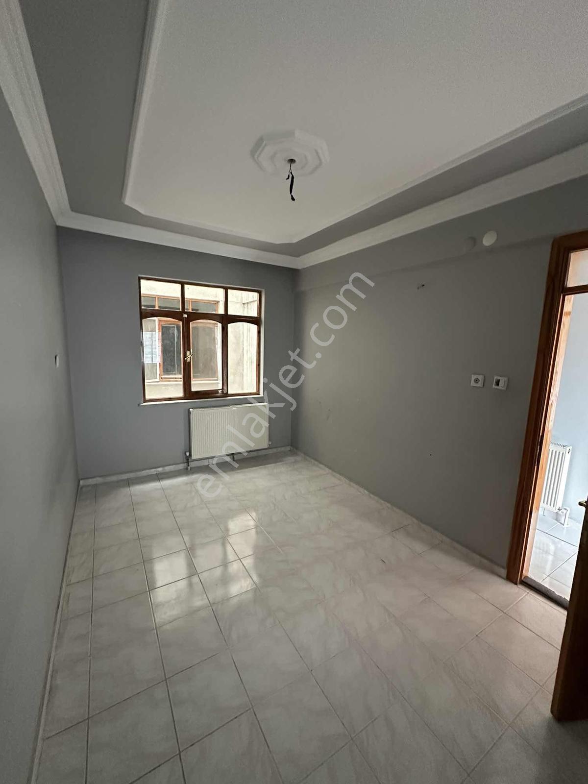 Karacabey Salı Pazarının Yanında Kiralık 3+1 155m2 Daire - Görsel 6