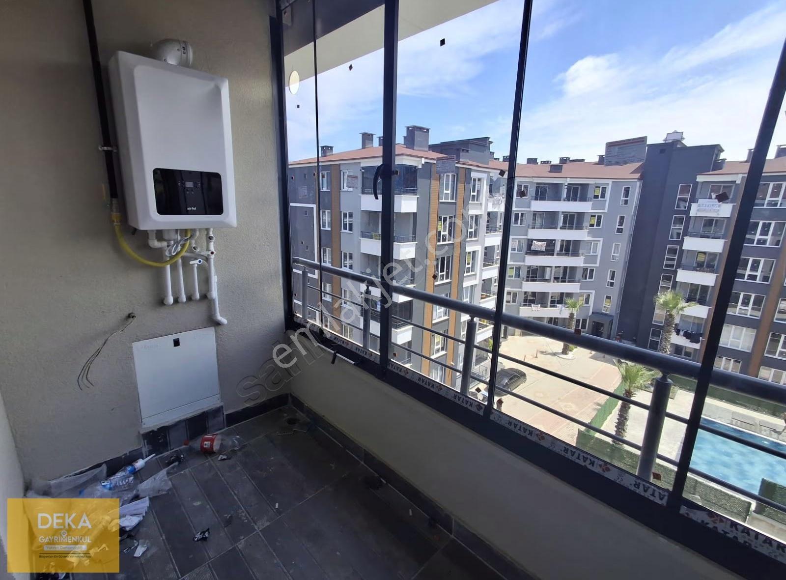 Deka Gayrimenkul'den Körfez'de Havuzlu Sitede Eşyalı Kiralık 1+1 - Görsel 18