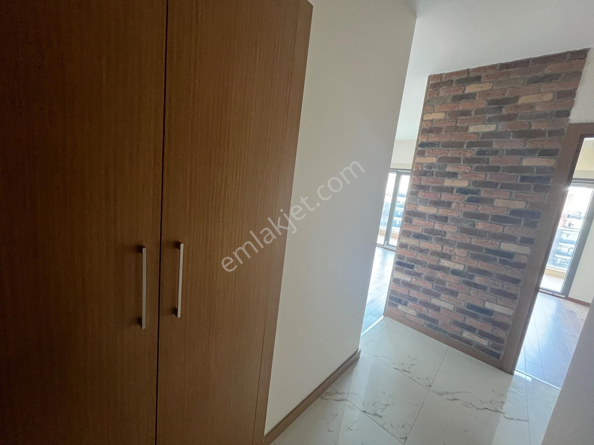Park Yaşam Ataşehir Sitesinde Havuz Manzaralı Kiralık 2+1 Daire - Görsel 13