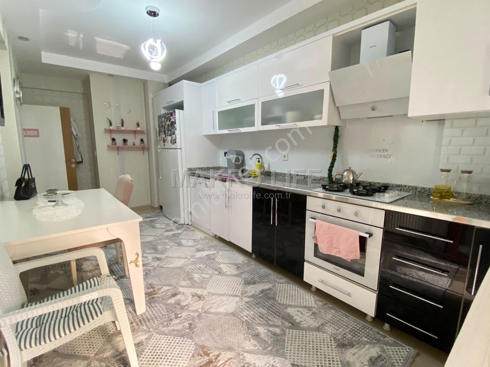 Bağcılar Öğretmenim Okulları Civarında Temiz 3+1 Satılık Daire - Görsel 3