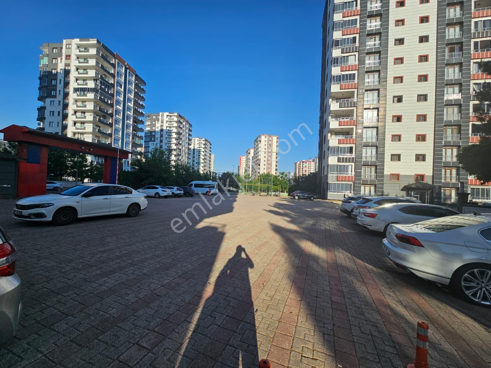 Kayapınar'da Muhteşem Manzaralı 4+1 Satılık Daire - Görsel 25