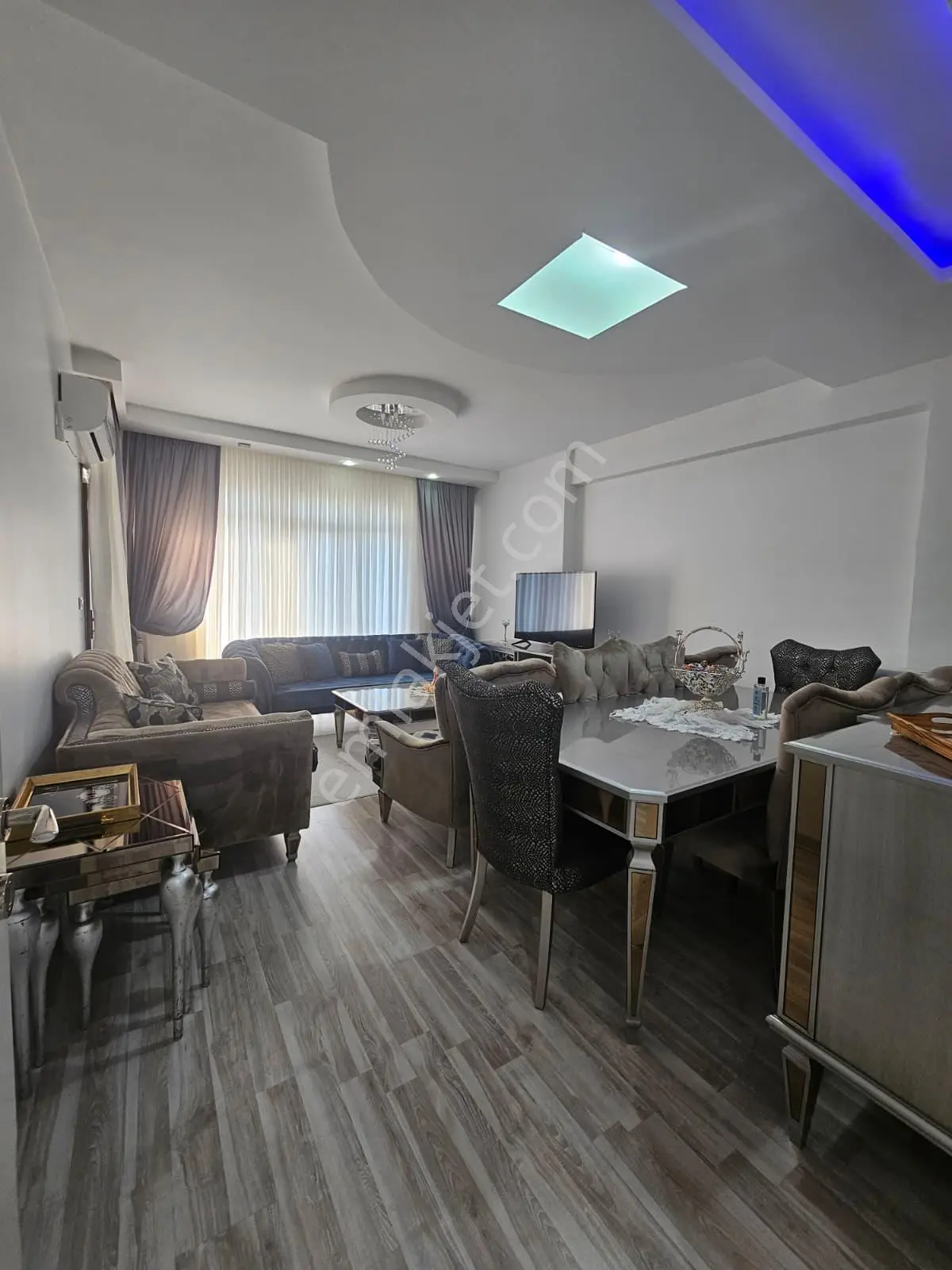 Kayapınar'da Muhteşem Manzaralı 4+1 Satılık Daire