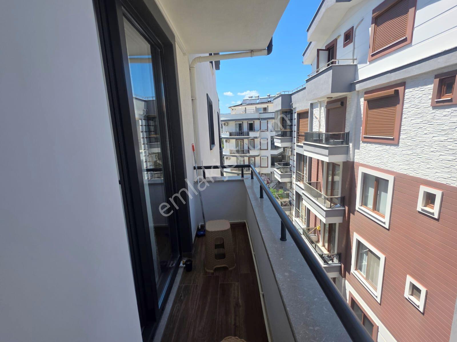 ▇altınkumda Geniş Terasıyla Şık Tasarımlı Denize 300mt 4+1dublex - Görsel 29