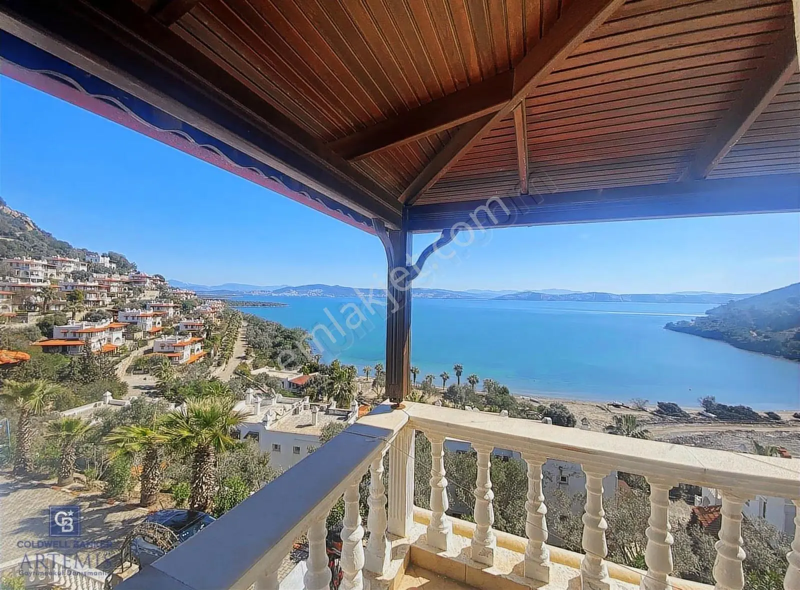 Kıyıkışlacık Deniz Manzaralı Gülümkıyı Sitesi Plajlı 3+1 Villa - Görsel 5