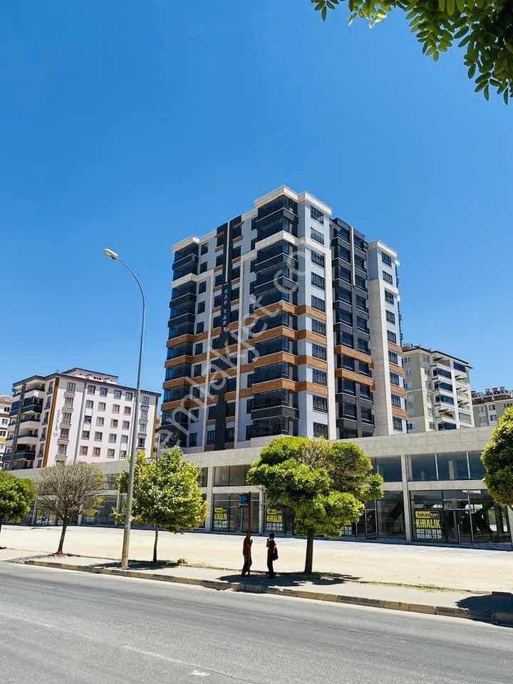 Mega'dan Fıstıklığın Gözdesinde Ultra Lüks Ara Kat Ön Cephe 3+1 - Görsel 4
