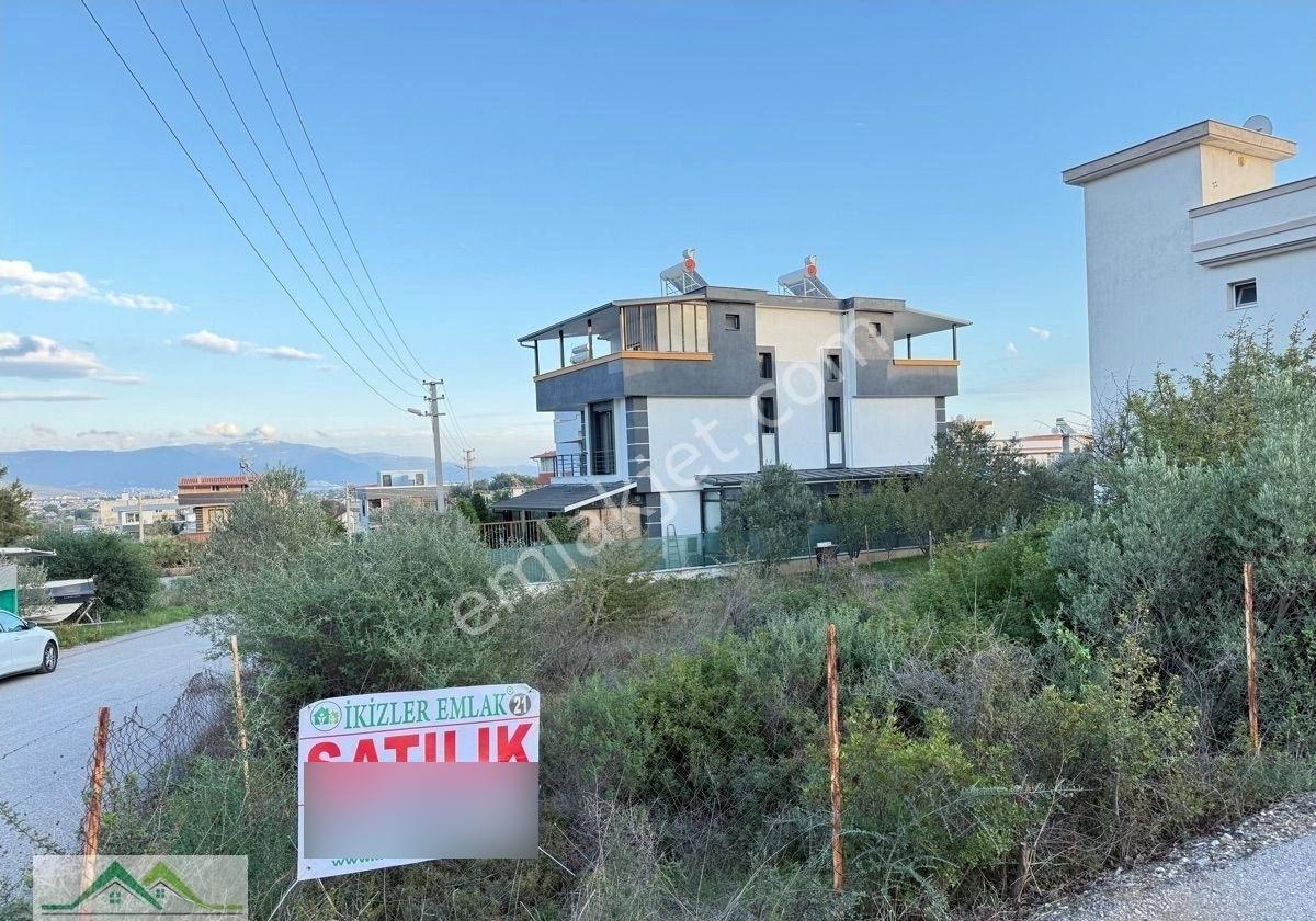 Seferihisar Doğanbey’de Satılık 285 Metre² Köşe İmarlı Arsamız Acil Satılık