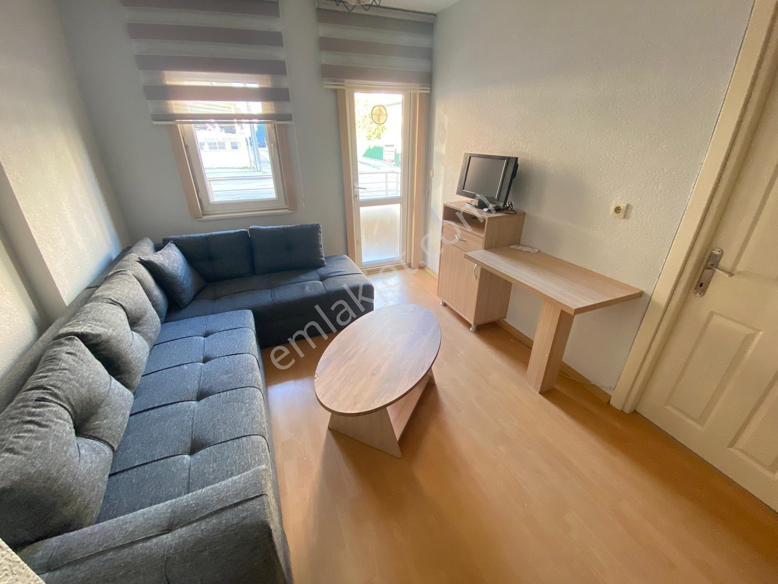 Görüklede Çok Merkezi Konumda 1+1 Eşyalı Arakat Kiralık Daire - Görsel 2