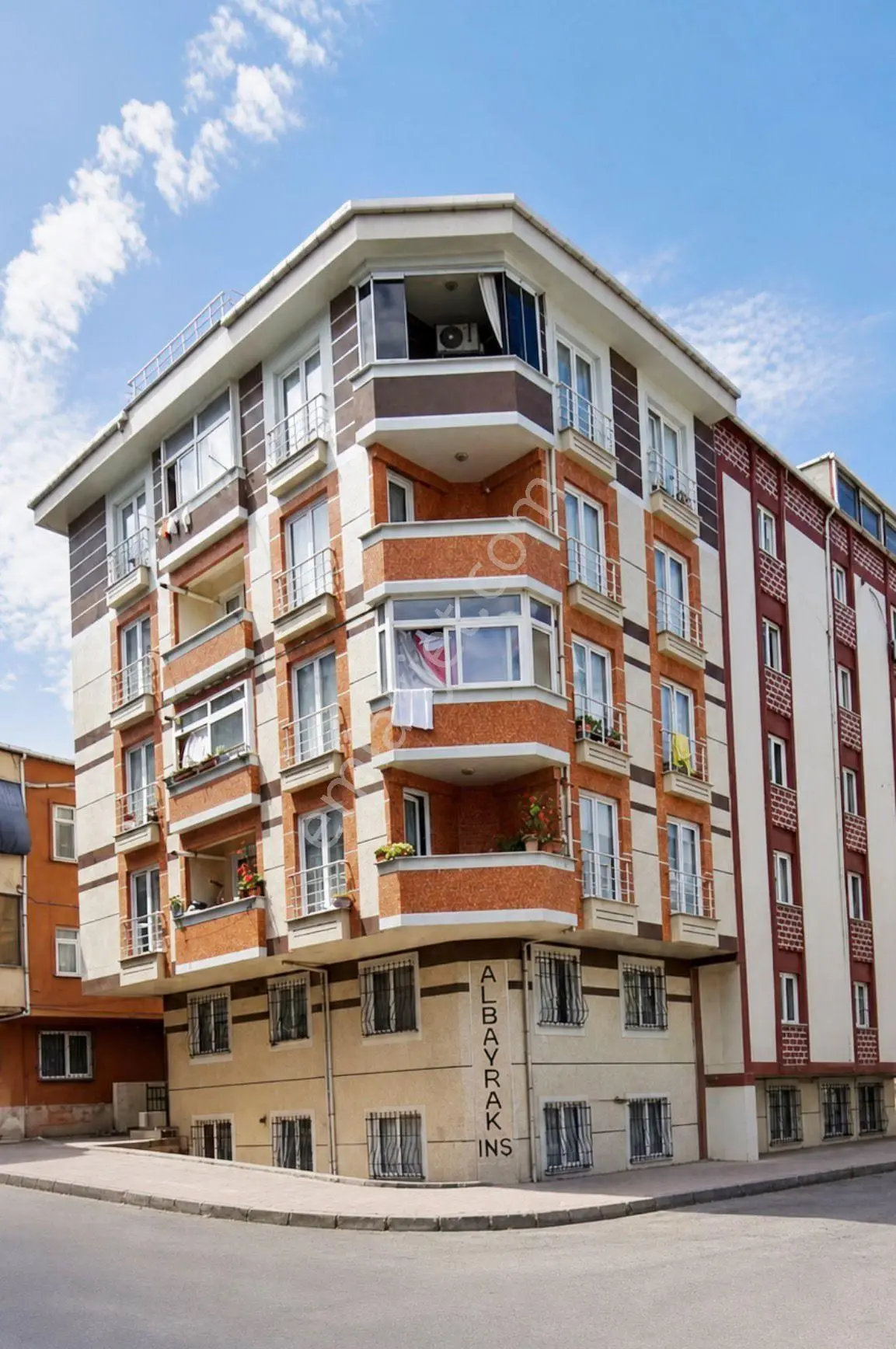 Fatih Emlak Tan 2+1 Yuksek Giriş Güney Cepe