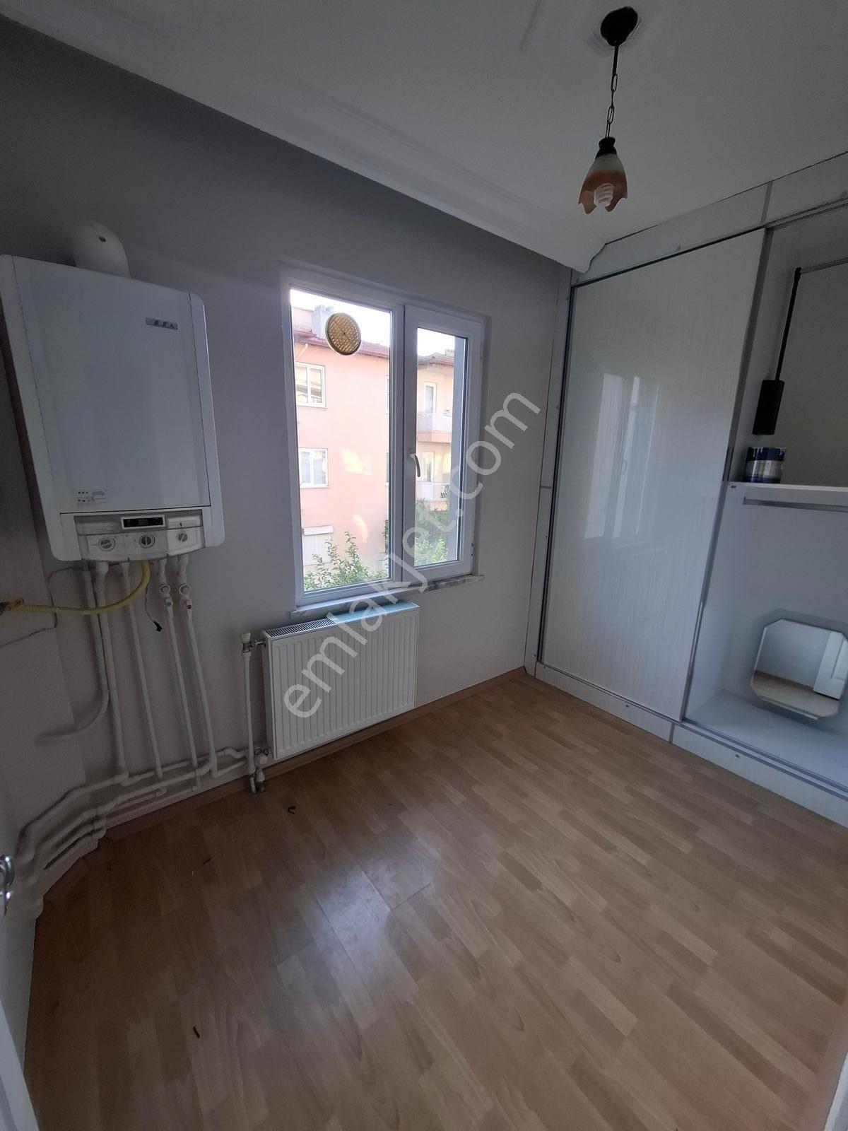 Akhisar Hürriyet Fahri Sertel Emlaktan Kiralık 4+1 Daire - Görsel 15