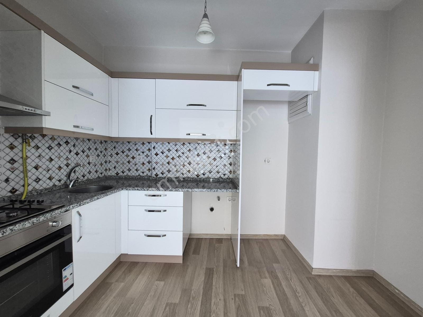 Karşıyaka Elit Sitesinde Boş 2+1 Kiralık Daire Kanıt Emlaktan, - Görsel 31