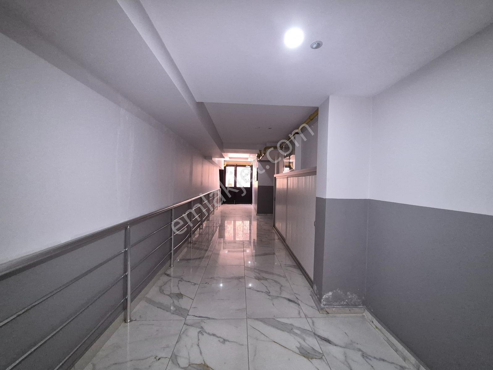 Karşıyaka Elit Sitesinde Boş 2+1 Kiralık Daire Kanıt Emlaktan, - Görsel 30