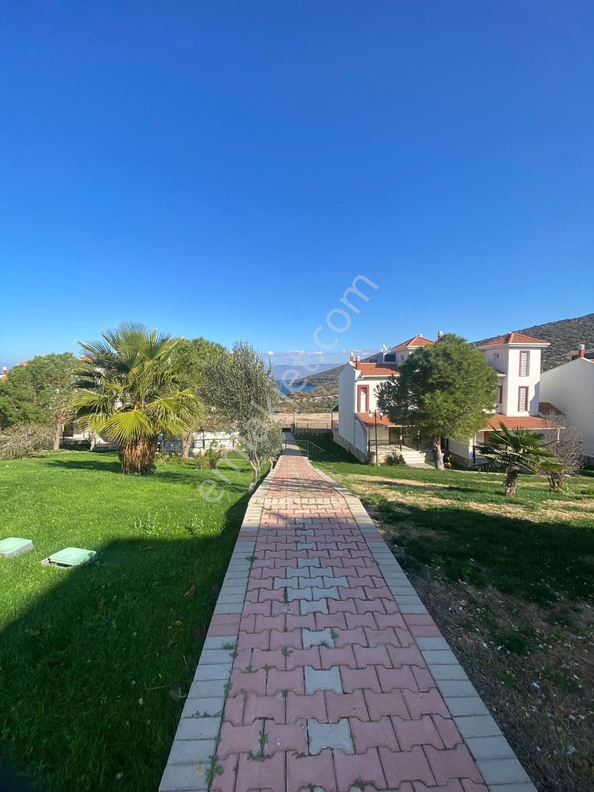 Borsem'den Dikili Bademli'de Satılık Deniz Manzaralı Köşe Villa - Görsel 18