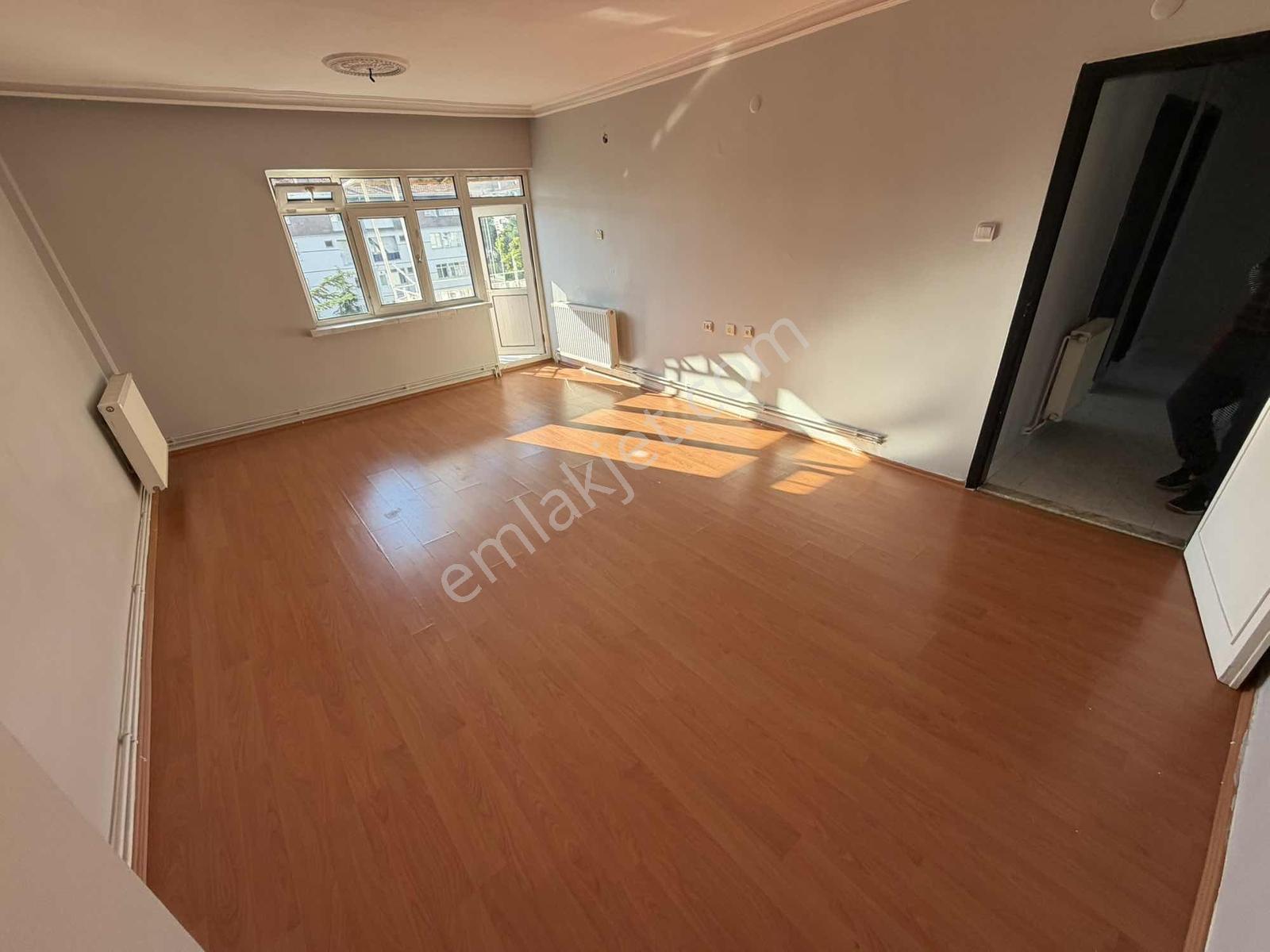 A L C Den Metroya 3 Dk Yürüme Mesafesi Salon B. 3+1 Kiralık - Görsel 13