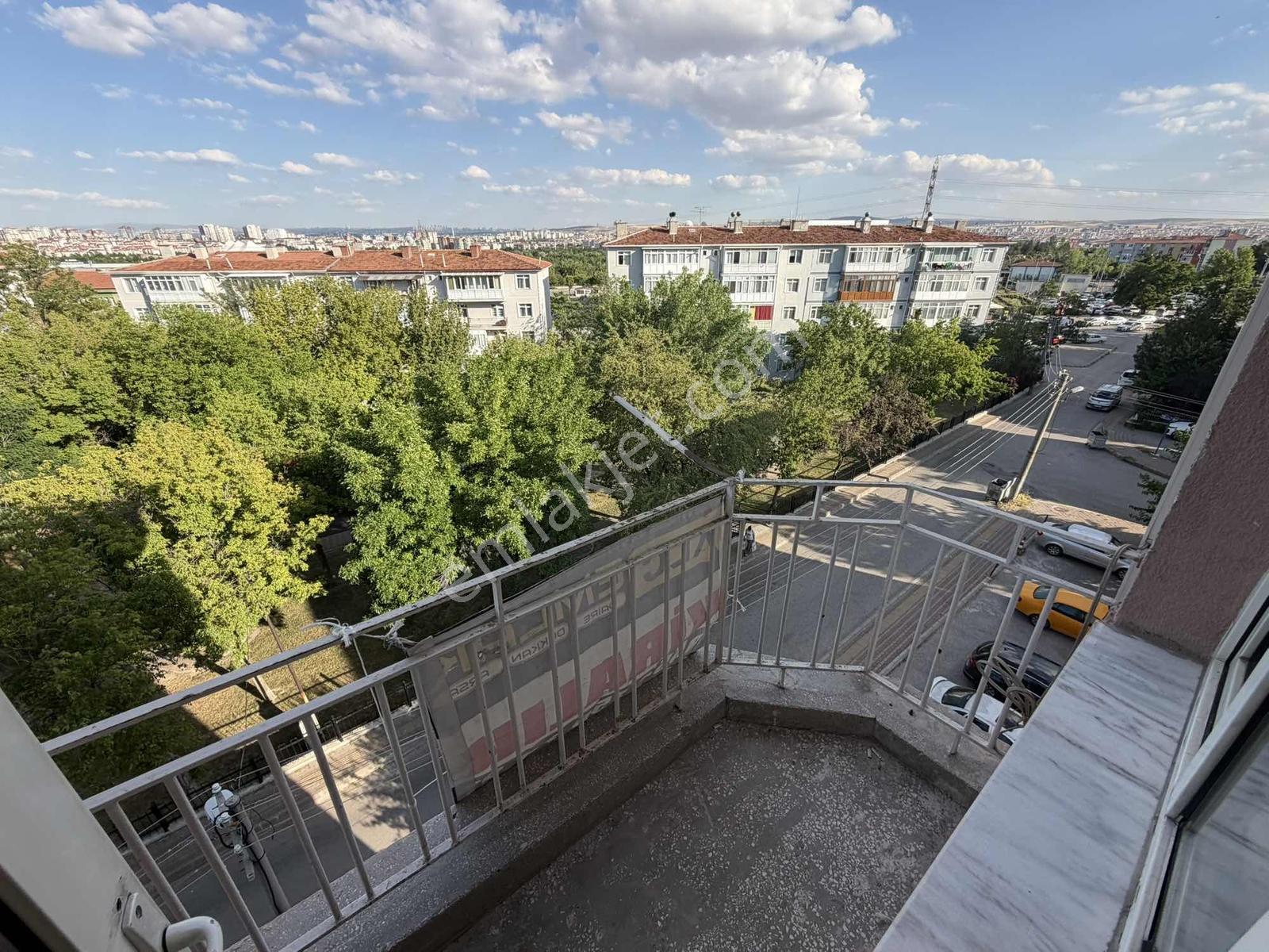 A L C Den Metroya 3 Dk Yürüme Mesafesi Salon B. 3+1 Kiralık - Görsel 22