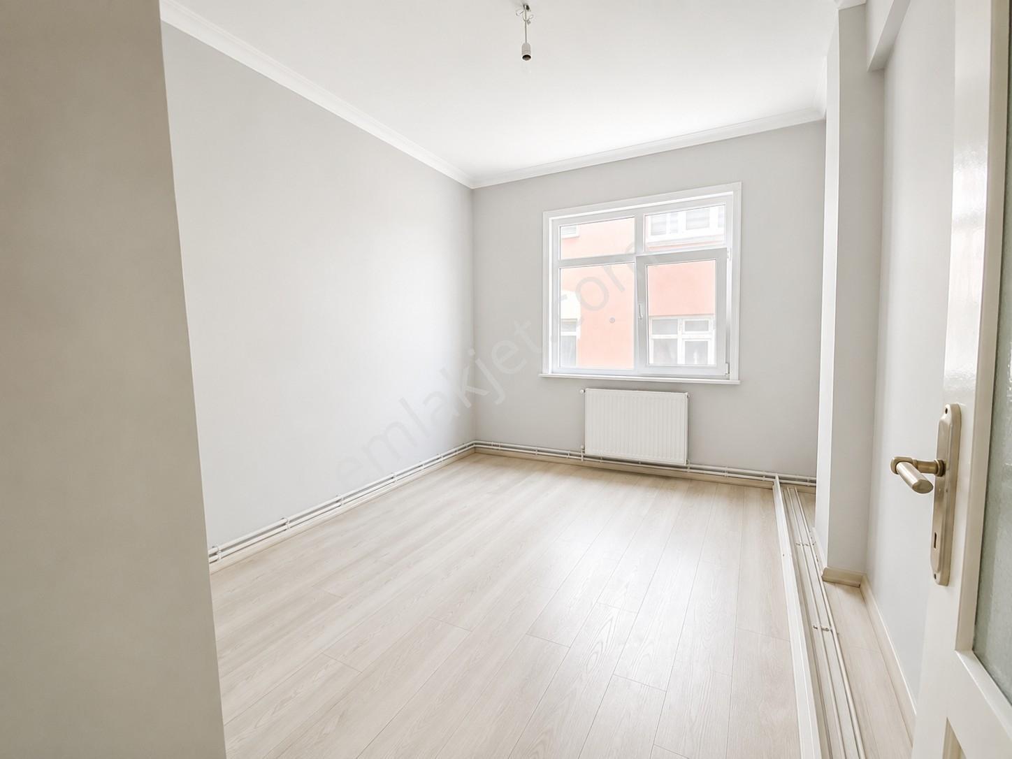 Yayla'da 3+1 110m2 3 .kat Boş Balkonlu Büyük Daire - Görsel 5