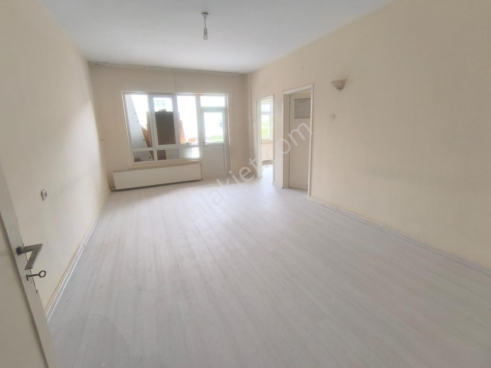 Keçiören Metroya Yakın Cadde Üzeri 1, Kat 3+1 Kiralık Daire - Görsel 17