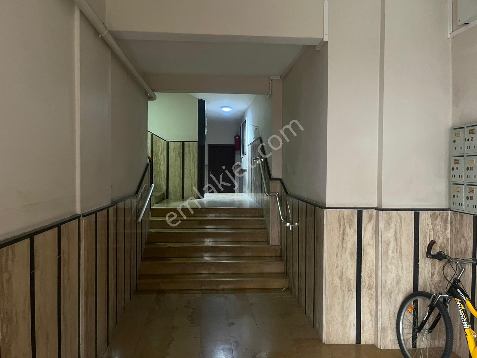 Beşirli'nin Gözde Lokasyonunda, Site İçi Ferah Satılık 3+1 Daire - Görsel 21
