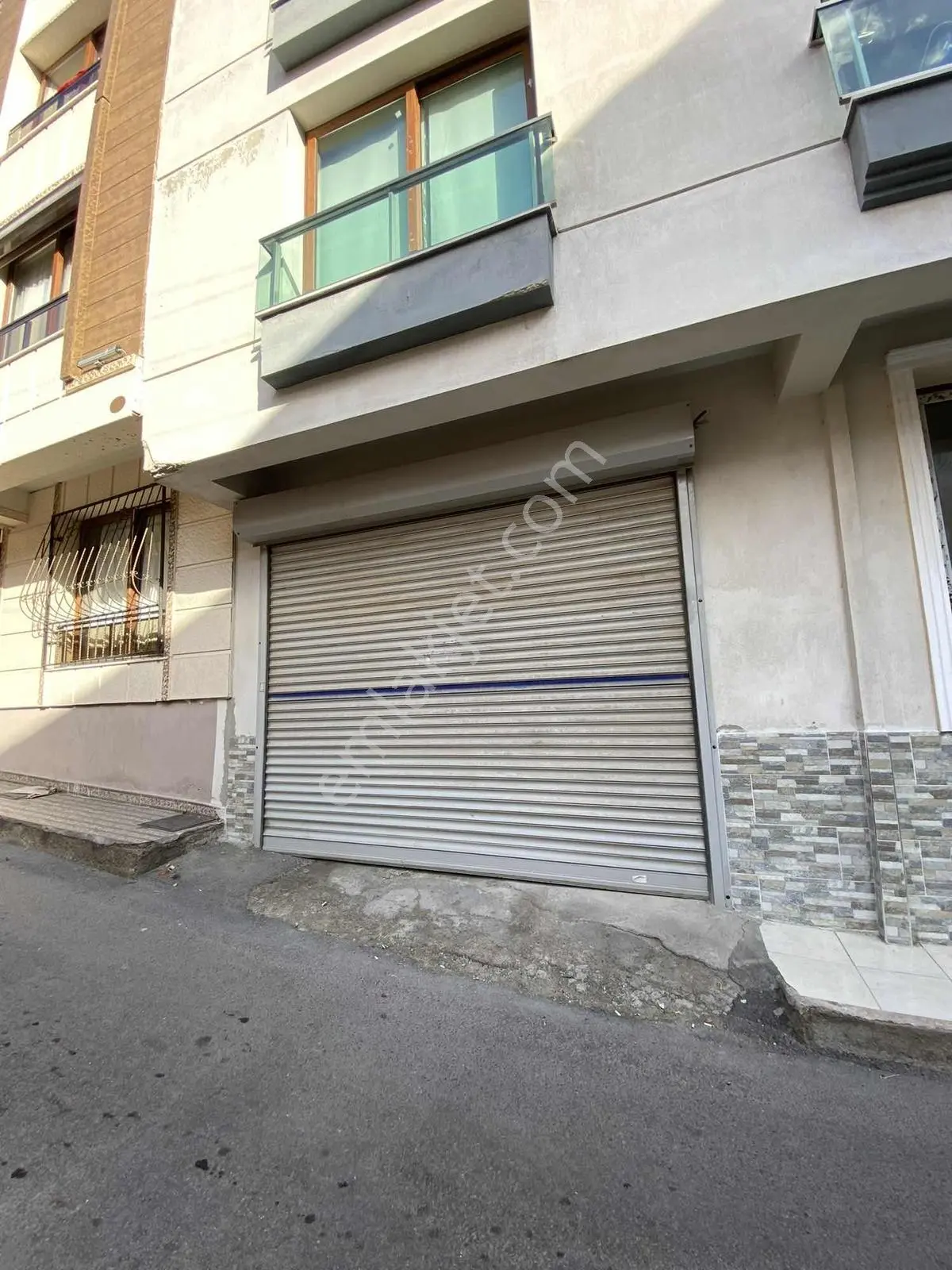 Nurfen'den Genç Binada Ayrı Mutfaklı Cadde Yakını Kiralık - Görsel 3
