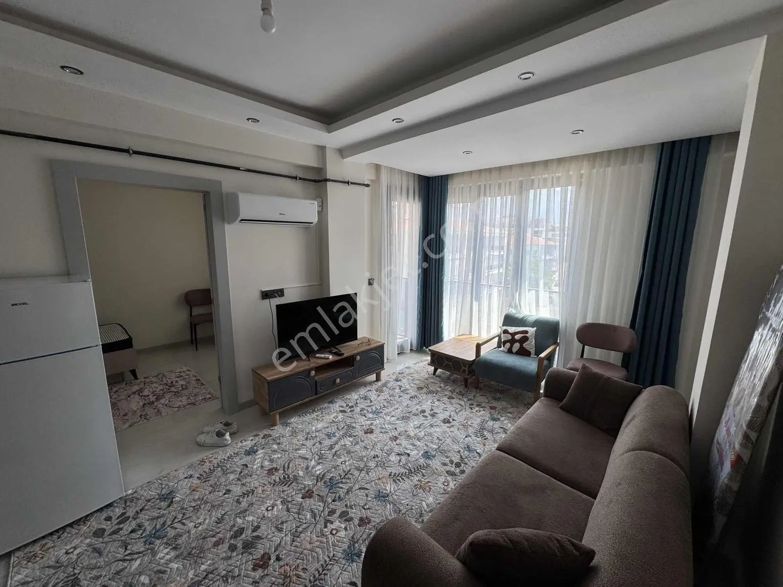 Karahasanlı Merkezde Kiralık Eşyalı Geniş Apart! - Görsel 4