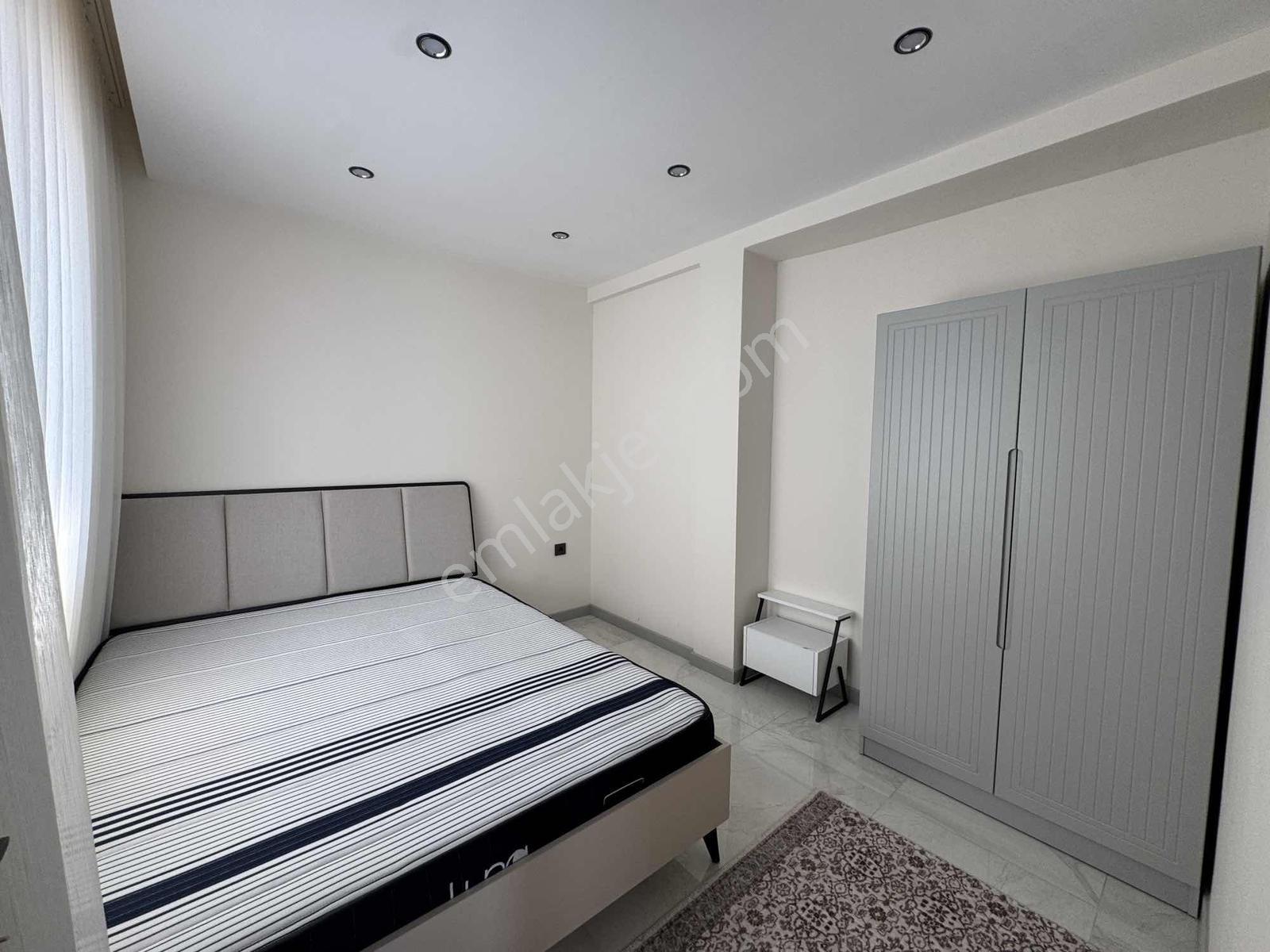 Karahasanlı Merkezde Kiralık Eşyalı Geniş Apart! - Görsel 9