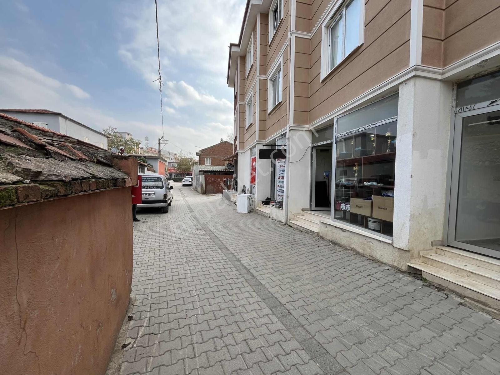 Gömeç'te Merkezi Konumda Satılık Dükkan - Görsel 11