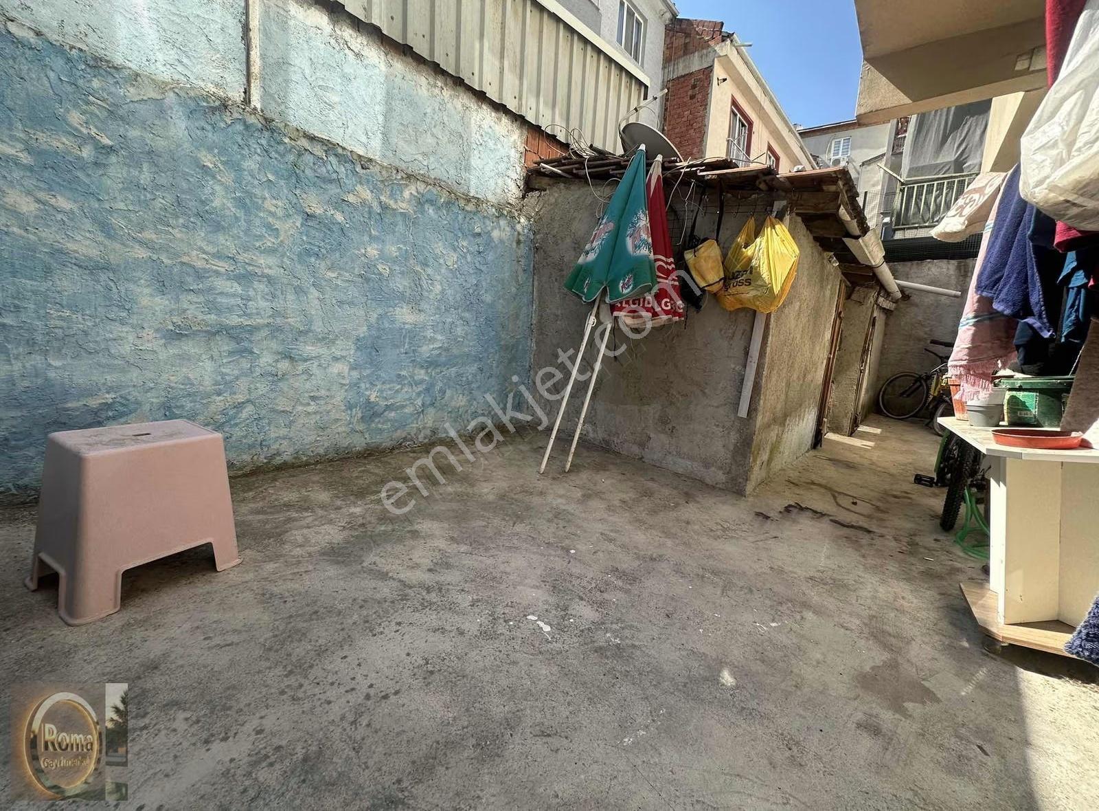 Roma' Dan Kemalpaşa' Mahallesin'de Satılık Daire - Görsel 11