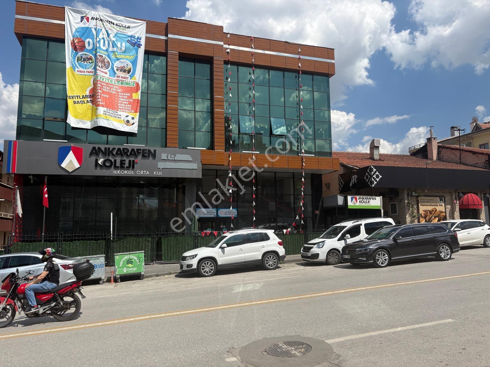 Öveçler Kabil Caddesi Üzerinde,ön Cephe Boş 3+1 Satılık - Görsel 30