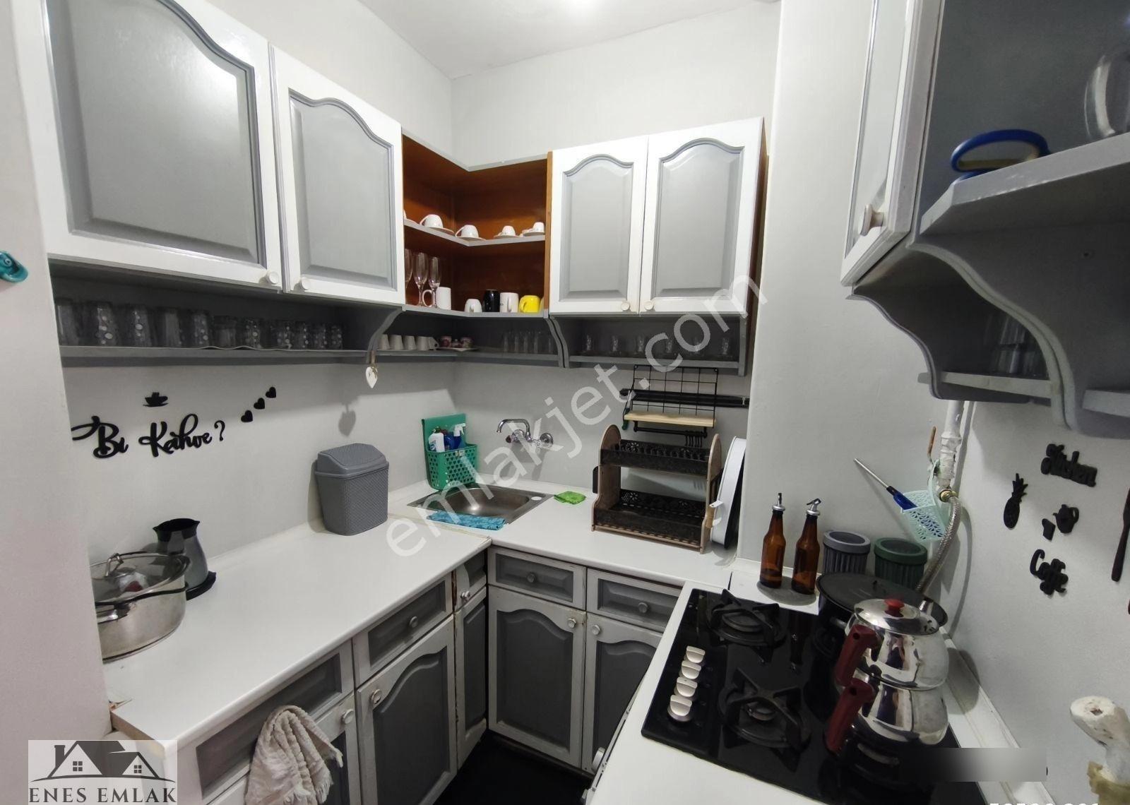 Kâğıthane Harmantepe'de Cadde Üzerinde | 2+1 | Eşyalı Daire - Görsel 10