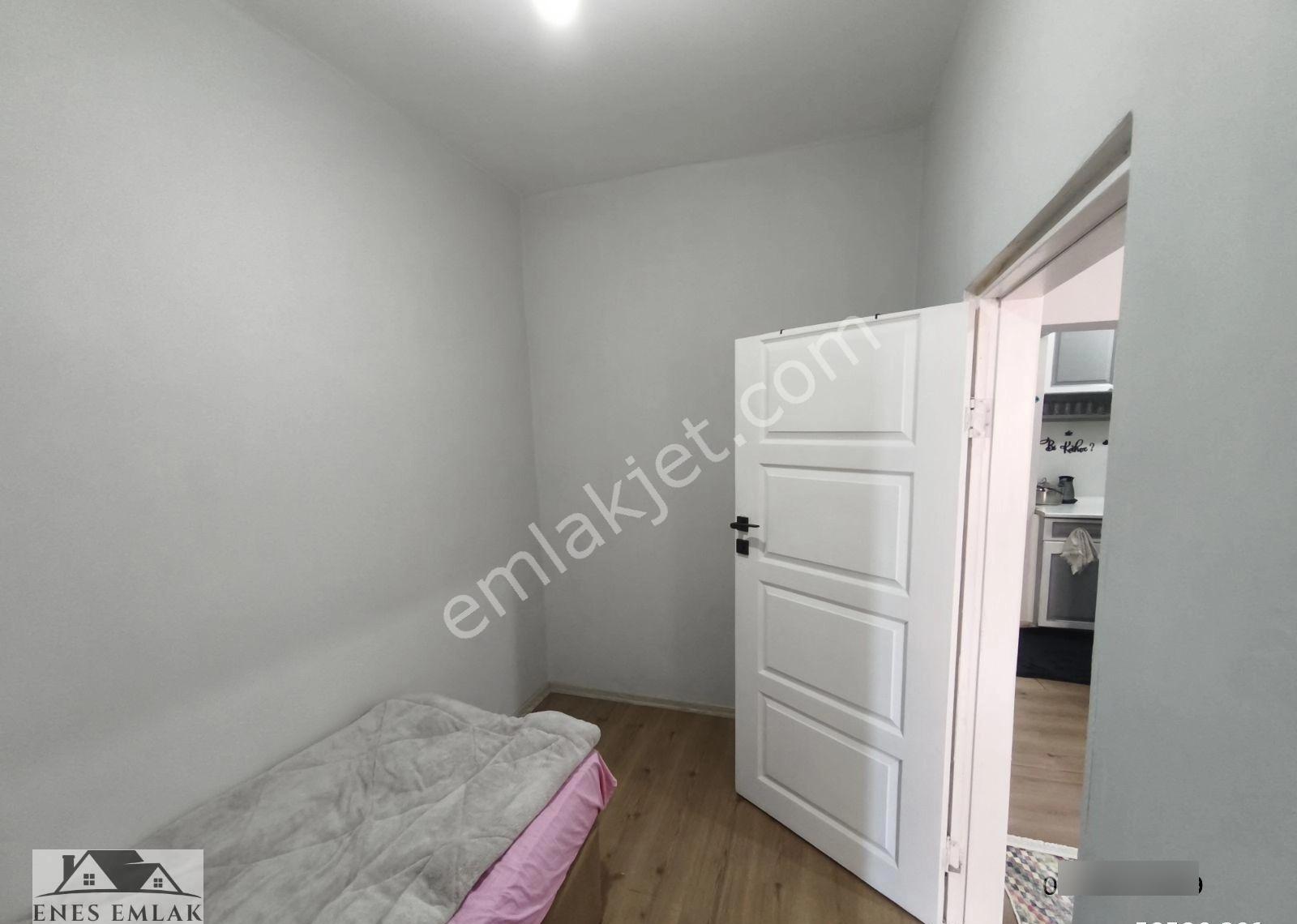 Kâğıthane Harmantepe'de Cadde Üzerinde | 2+1 | Eşyalı Daire - Görsel 9