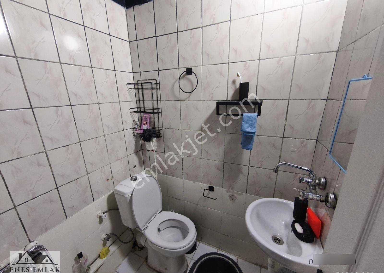 Kâğıthane Harmantepe'de Cadde Üzerinde | 2+1 | Eşyalı Daire - Görsel 14