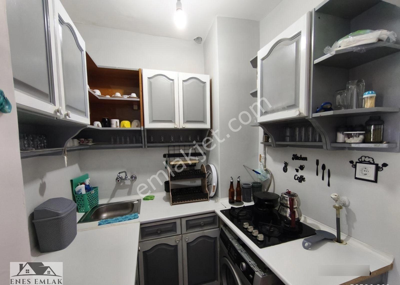 Kâğıthane Harmantepe'de Cadde Üzerinde | 2+1 | Eşyalı Daire - Görsel 11