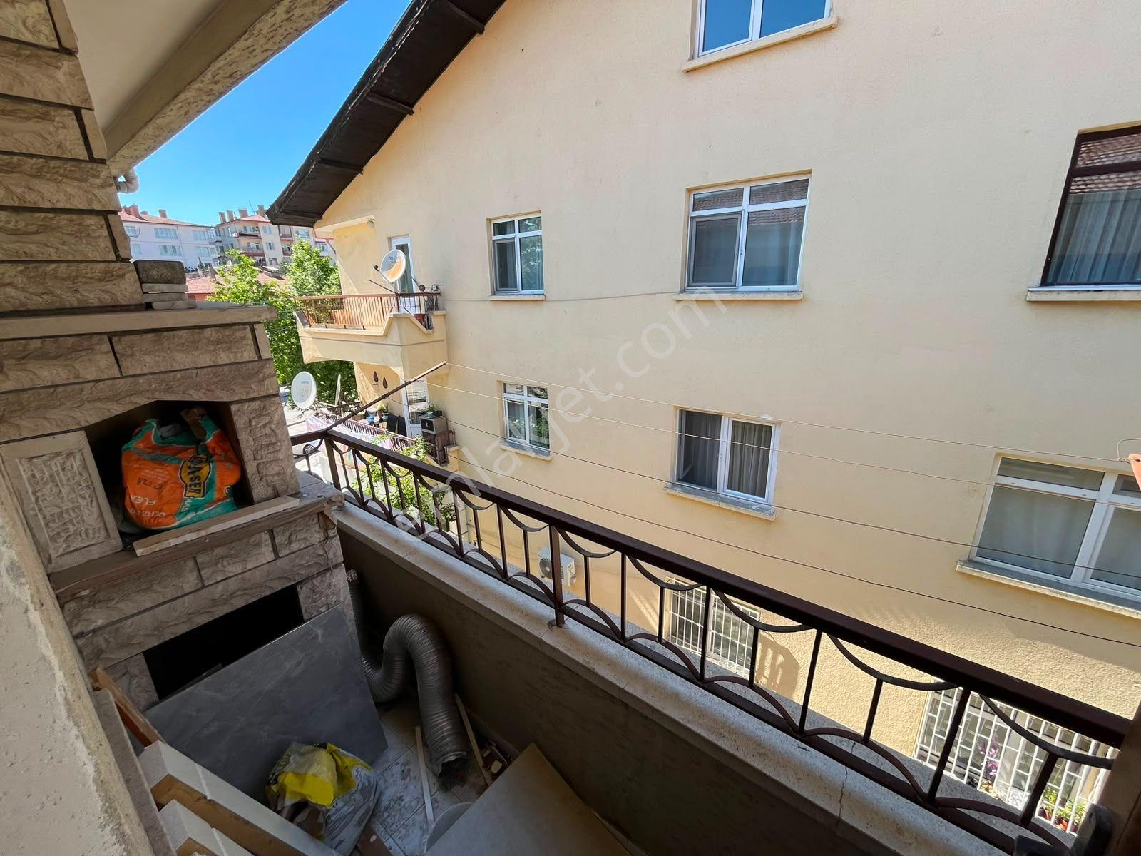 Tekin Emlaktan Günsazak Caddesi Üzeri Ön Cephe Full Yapılı 3+1 Kiralık Daire !!! - Görsel 7