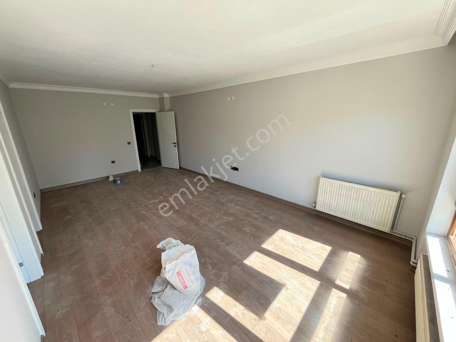 Tekin Emlaktan Günsazak Caddesi Üzeri Ön Cephe Full Yapılı 3+1 Kiralık Daire !!! - Görsel 14