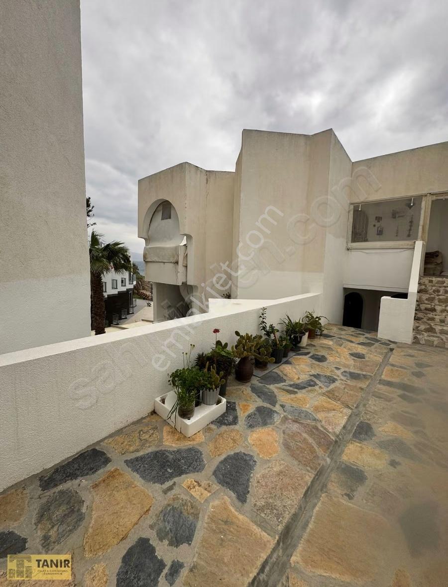 Bodrum Turgutreis Denize Sıfır Manzaralı Tadilatlı Satılık 1+1 - Görsel 26