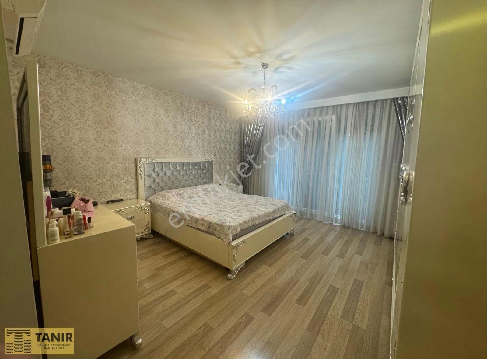 Bahçeşehir Sofa Full Gölet Manzaralı Masrafsız Satılık 3+1 Daire - Görsel 12