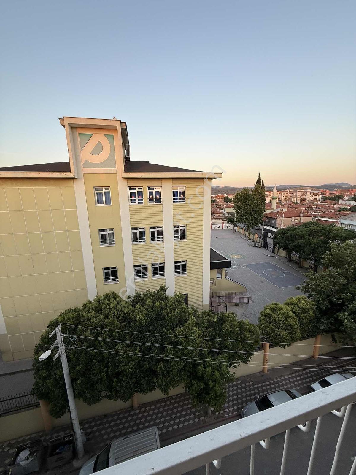 Yalçınlar Gayrimenkulde - Görsel 2