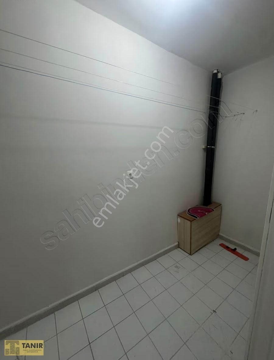 Bahçeşehir Gül Blokları Yeni Tadilatı Yapılmıs Kiralık 3+1 Daire - Görsel 11