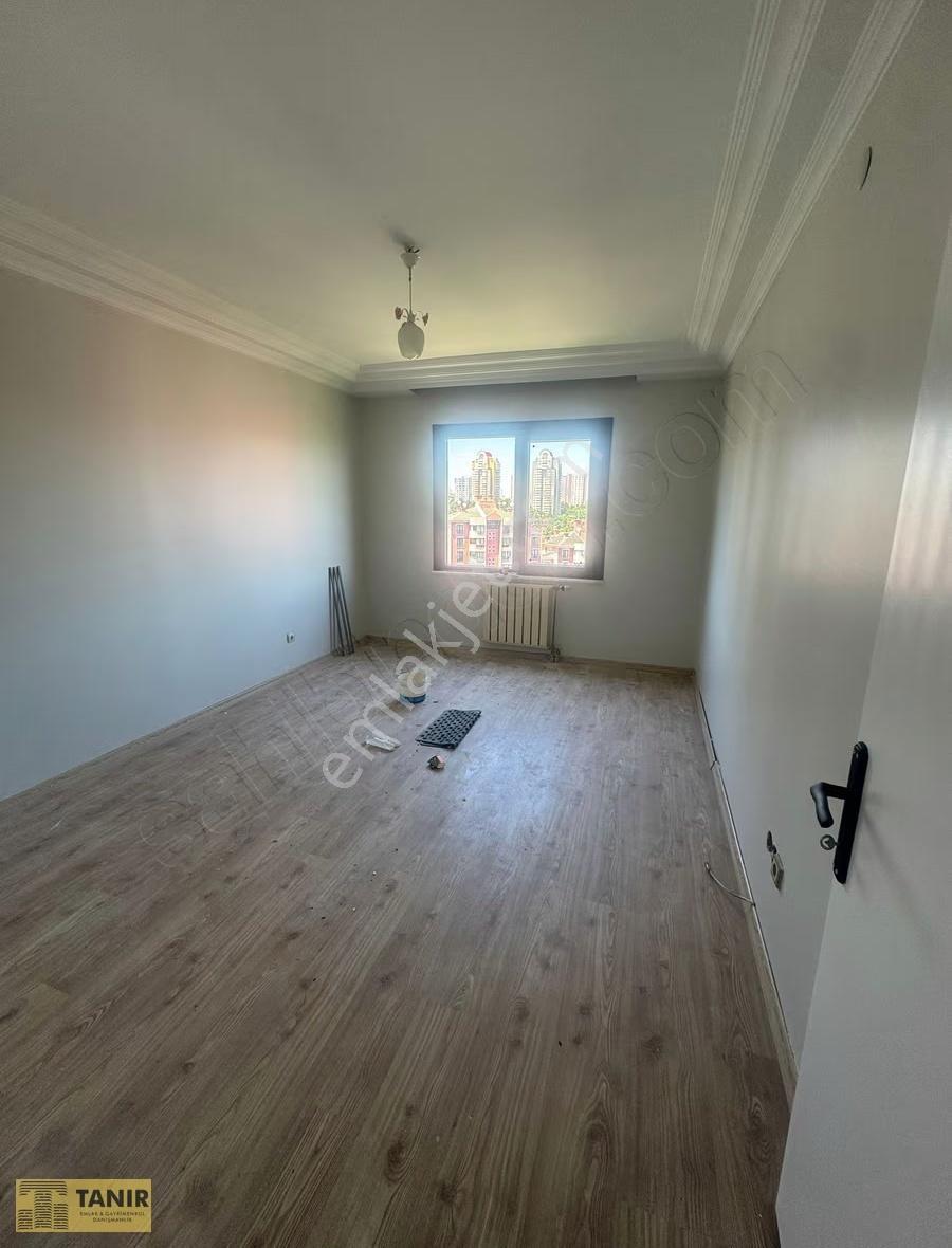 Bahçeşehir Gül Blokları Yeni Tadilatı Yapılmıs Kiralık 3+1 Daire - Görsel 13