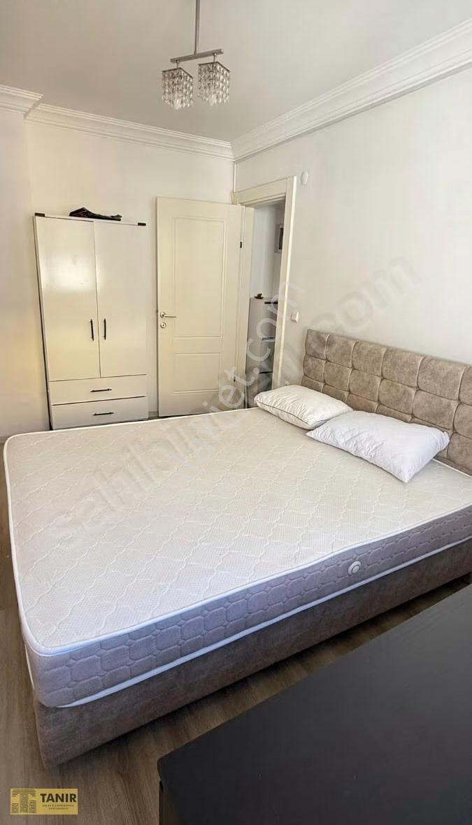 Kuşadası Merkezde 1+1 Daire - Görsel 15