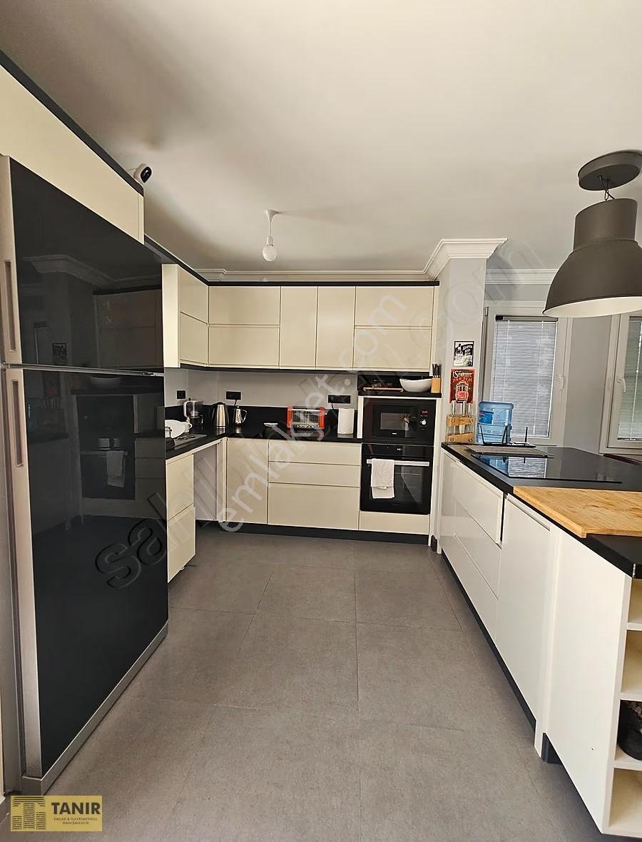 Kuşadası Davutlar Mevkii Tek Müstakil Esyalı 4+1 Villa - Görsel 23