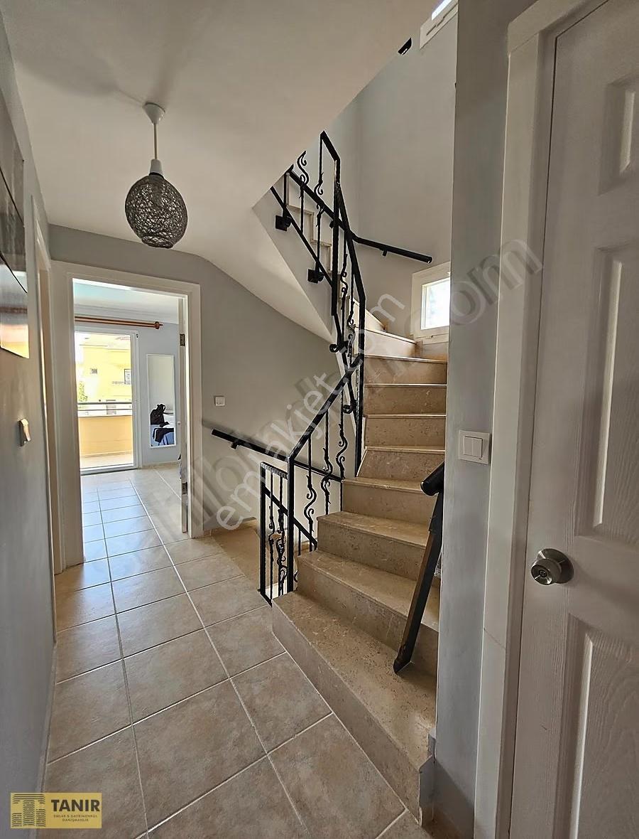 Kuşadası Davutlar Mevkii Tek Müstakil Esyalı 4+1 Villa - Görsel 19