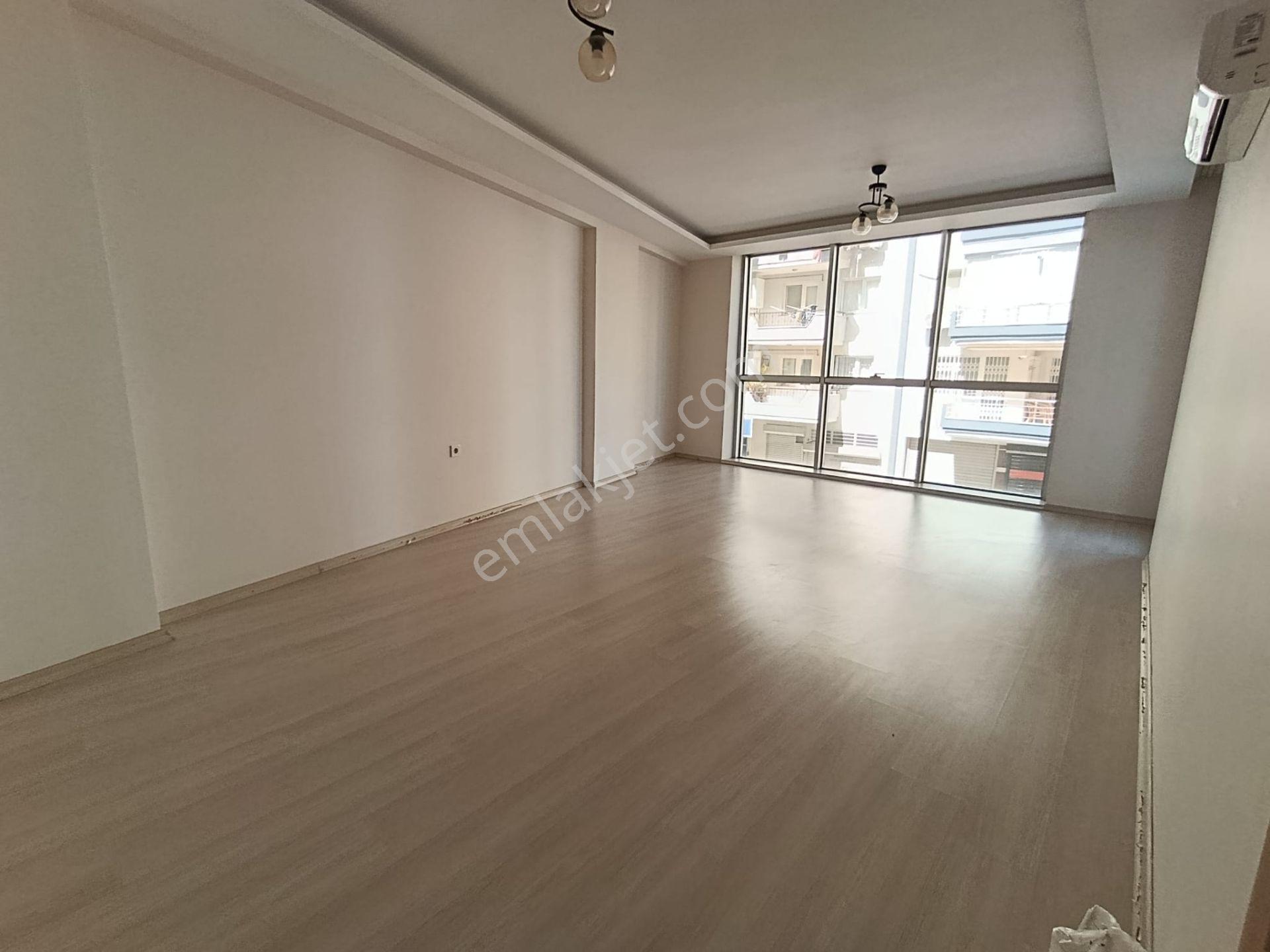 Gaziemir Atıf Bey Mah.2+1 Kapalı Mutfak Yerden Isıtmalı Ara Kat - Görsel 12
