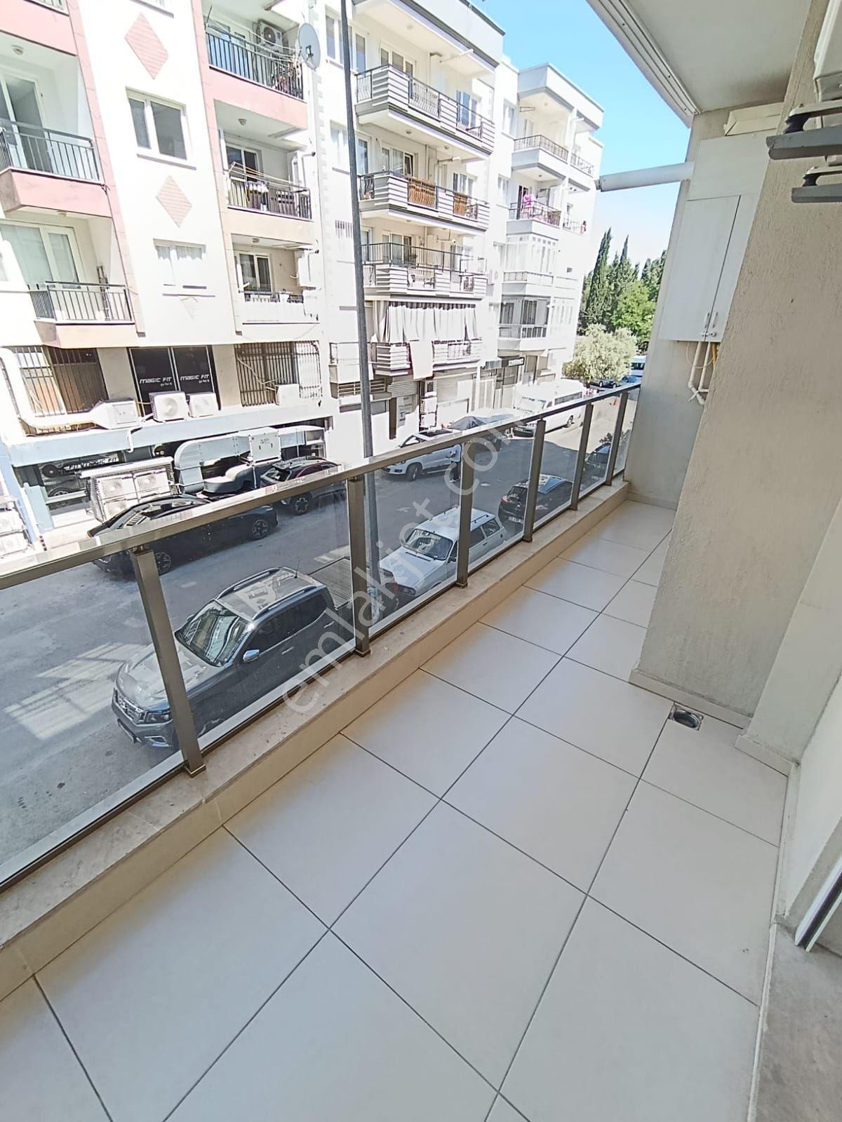 Gaziemir Atıf Bey Mah.2+1 Kapalı Mutfak Yerden Isıtmalı Ara Kat - Görsel 35