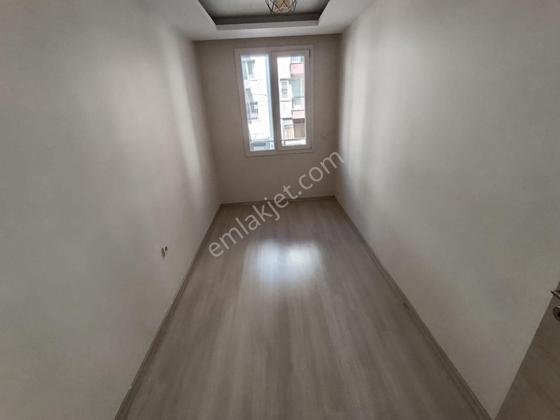 Gaziemir Atıf Bey Mah.2+1 Kapalı Mutfak Yerden Isıtmalı Ara Kat - Görsel 20